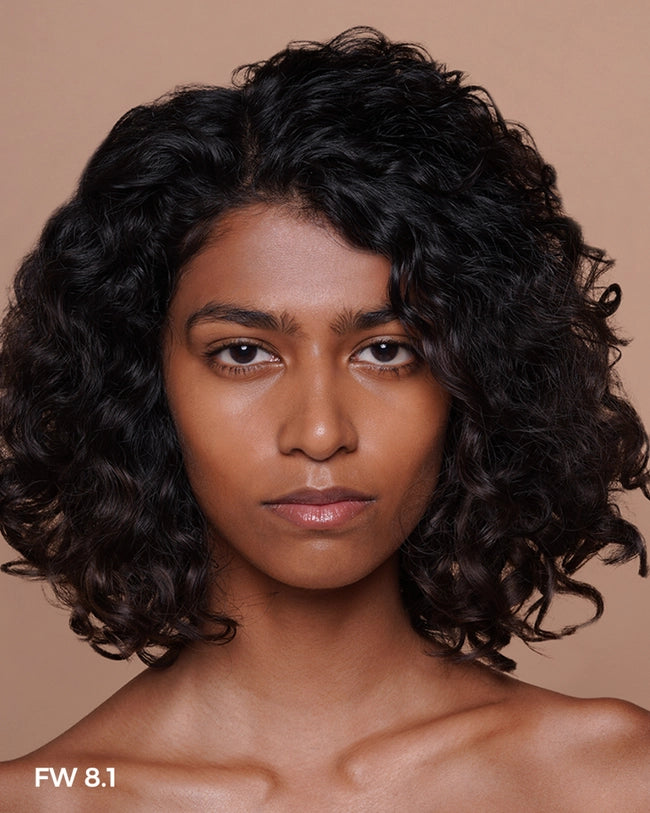 Colorbar 24Hrs Weightless Liquid Foundation (25ml).