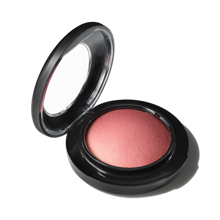 M.A.C Mineralize Blush - Petal Power (3.2 gms)