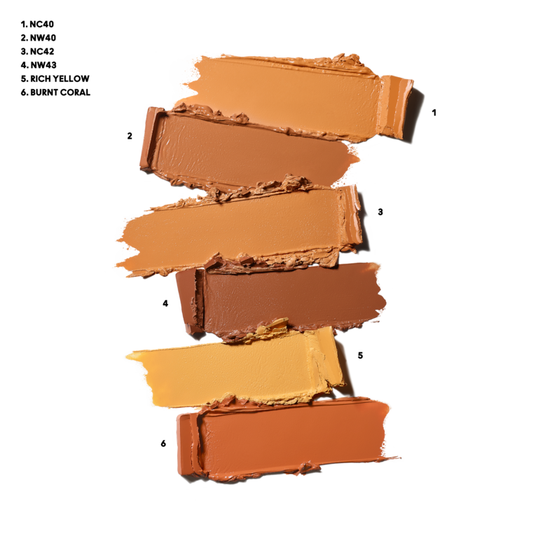 M.A.C Studio Conceal and Correct Palette  (6g)