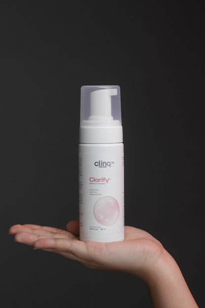 Clinq Clarify Foaming Facewash (150ml).