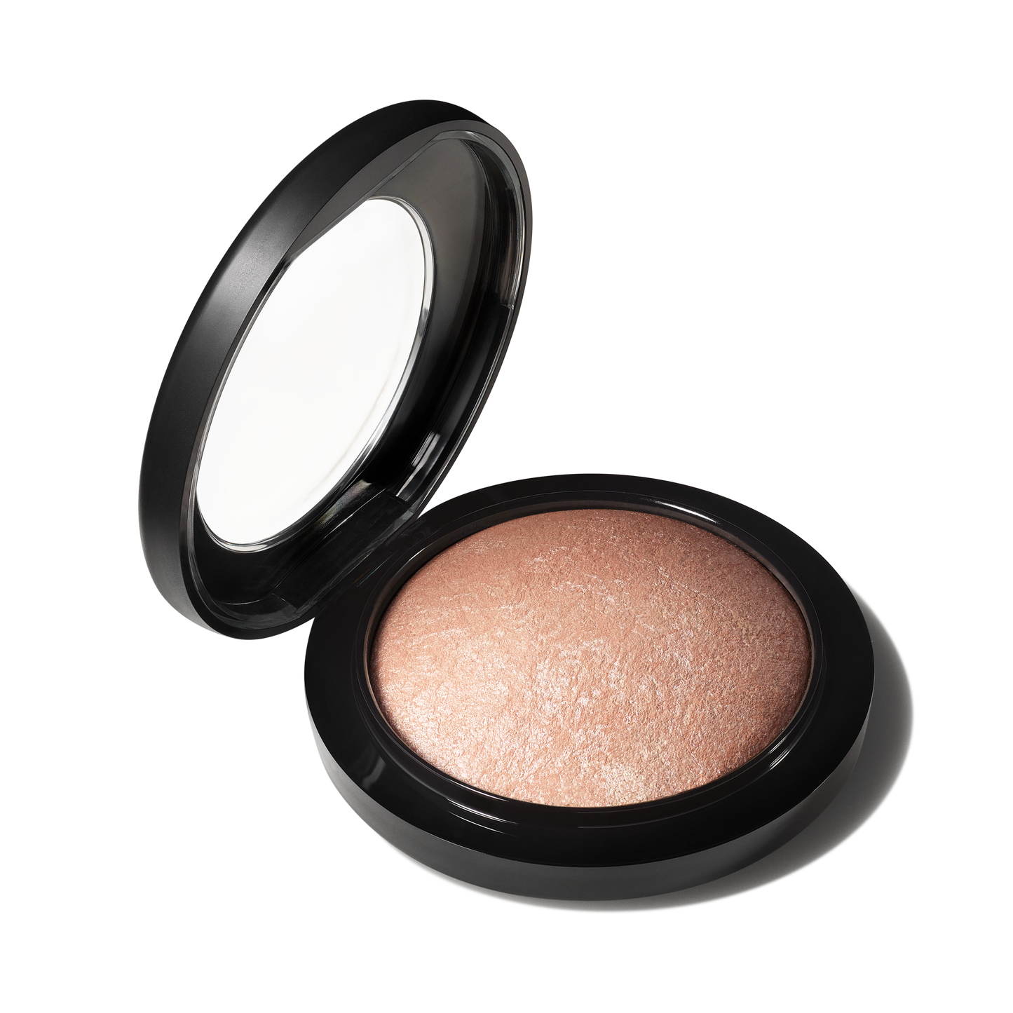 M.A.C Mineralize Skinfinish Highlighter - Soft & Gentle (10 gms)